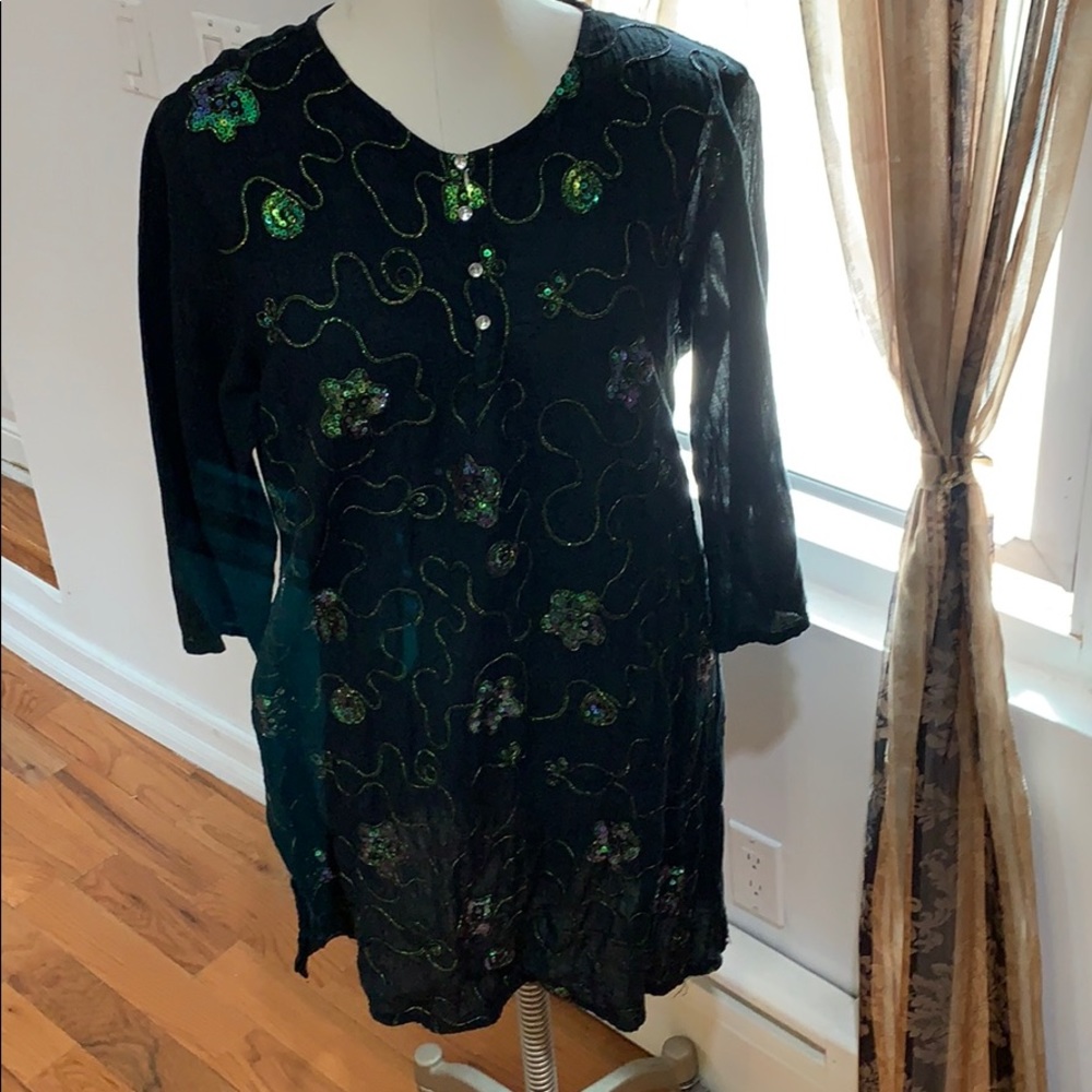 Black sequin top size 2X / XXL